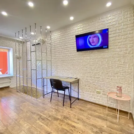Two-level In The Center